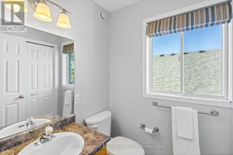 815 Market Street Saugeen Shores ON N0H 2C4