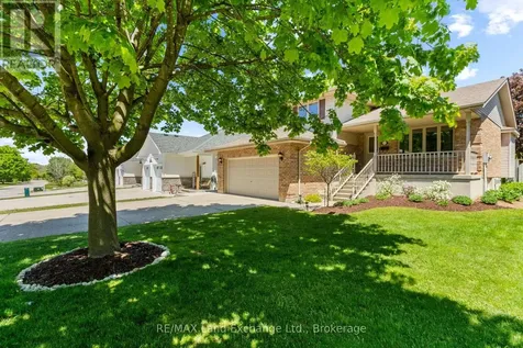 815 Market Street Saugeen Shores ON N0H 2C4