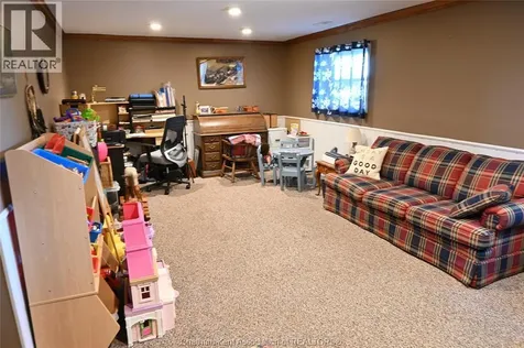 5 Bernard Avenue East Ridgetown ON N0P 2C0