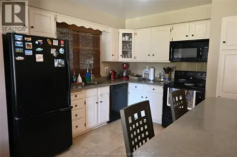 5 Bernard Avenue East Ridgetown ON N0P 2C0