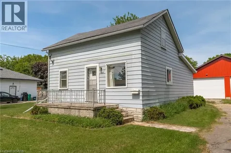 39 Stanley Avenue Kitchener ON N2K 1C4