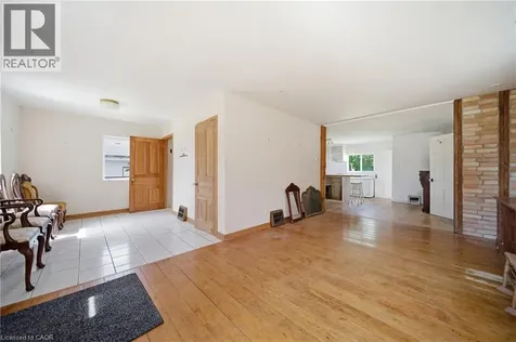 39 Stanley Avenue Kitchener ON N2K 1C4