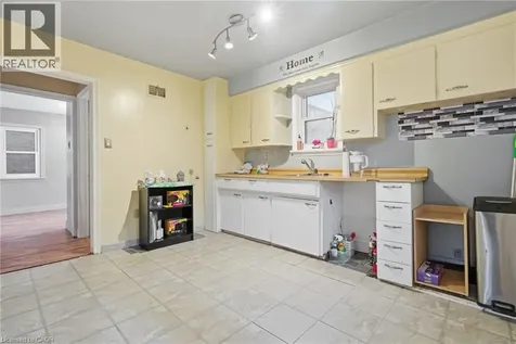 549 Weber Street East Kitchener ON N2H 1E9