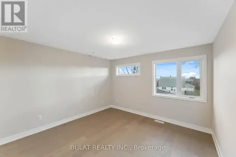 1357 Kitchener Avenue Ottawa ON K1V 6W2