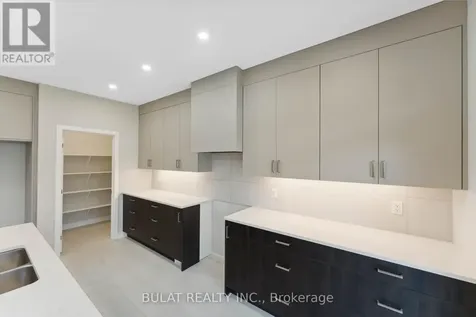1357 Kitchener Avenue Ottawa ON K1V 6W2
