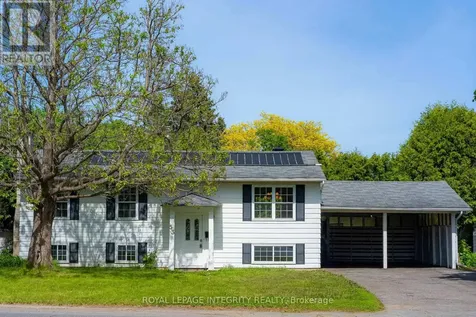 53 Overlake Drive Ottawa ON K2E 5V4