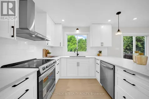 53 Overlake Drive Ottawa ON K2E 5V4