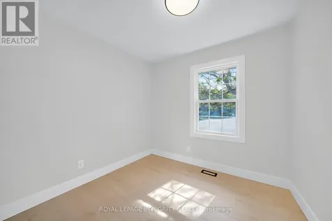 53 Overlake Drive Ottawa ON K2E 5V4