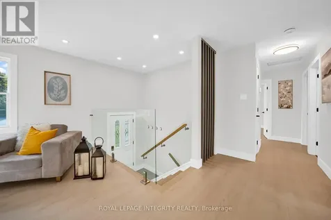 53 Overlake Drive Ottawa ON K2E 5V4
