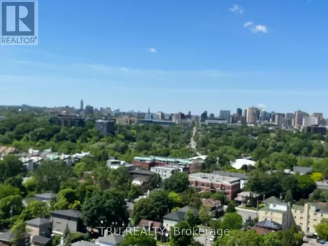 158C Mcarthur Avenue Ottawa ON K1L 8E7