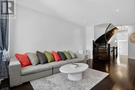 450 Sultan Street Ottawa ON K4A 0K2