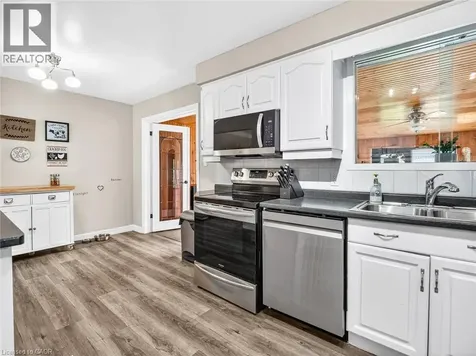 63 Harrison Avenue Welland ON L3B 1C3