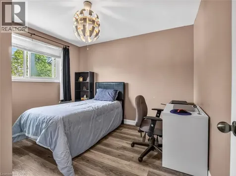 63 Harrison Avenue Welland ON L3B 1C3