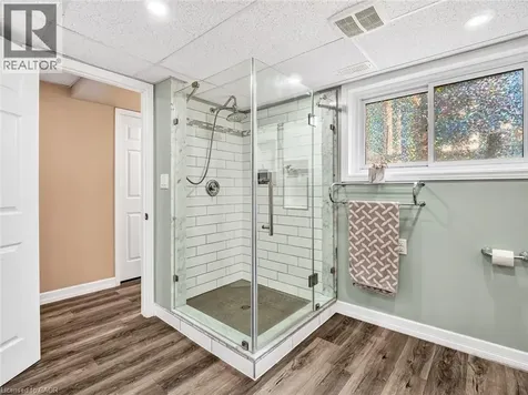 63 Harrison Avenue Welland ON L3B 1C3