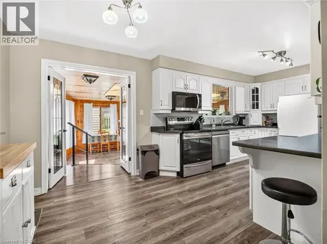 63 Harrison Avenue Welland ON L3B 1C3