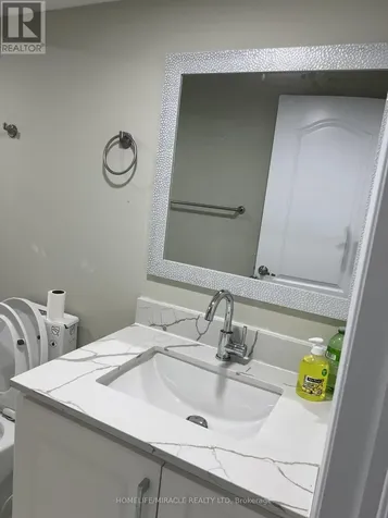 3021 Hollyberry Trail Pickering ON L0H 1J0