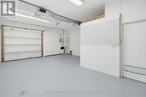 2427 Petawawa Boulevard Petawawa ON K8H 2Z4