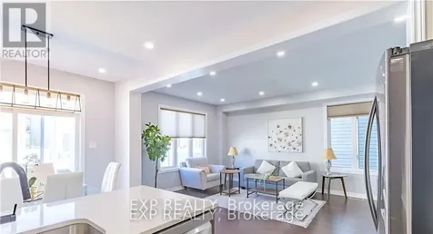320 Autumnfield Street Ottawa ON K2M 0J4
