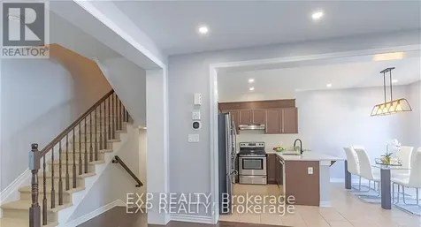 320 Autumnfield Street Ottawa ON K2M 0J4