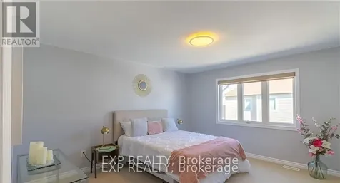 320 Autumnfield Street Ottawa ON K2M 0J4