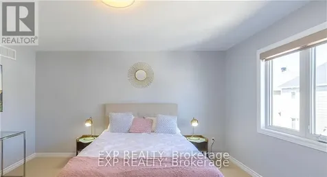 320 Autumnfield Street Ottawa ON K2M 0J4