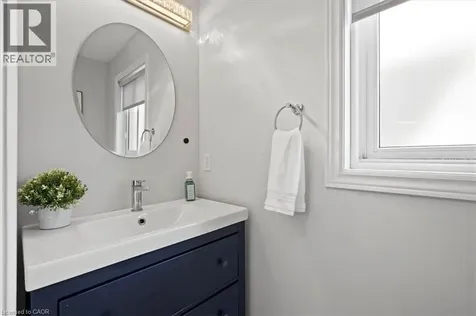 30 Heatherwood Place Kitchener ON N2N 3P4