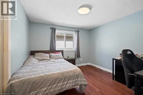 30 Heatherwood Place Kitchener ON N2N 3P4