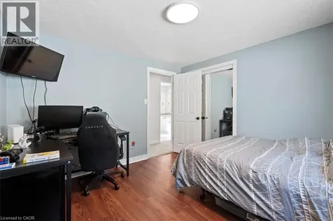 30 Heatherwood Place Kitchener ON N2N 3P4