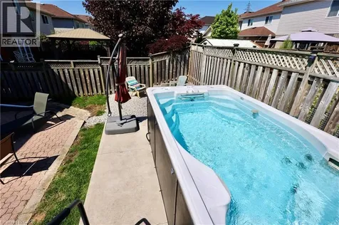 30 Heatherwood Place Kitchener ON N2N 3P4
