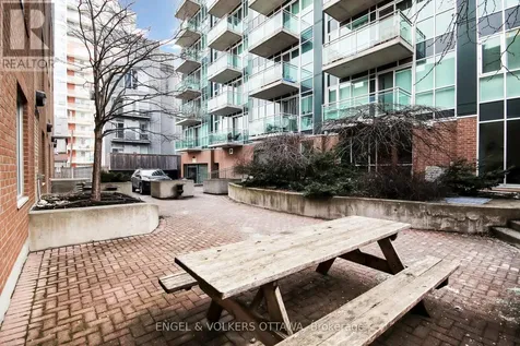 134 York Street Ottawa ON K1N 1K8