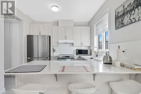 797 Eminence Street Ottawa ON K2J 6X6