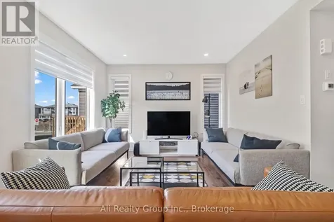 797 Eminence Street Ottawa ON K2J 6X6