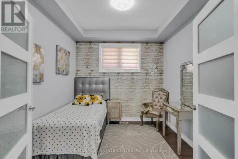 460 Equestrian Way Cambridge ON N3E 0B6