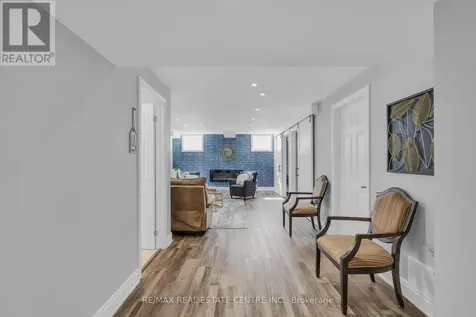 460 Equestrian Way Cambridge ON N3E 0B6