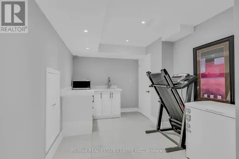 460 Equestrian Way Cambridge ON N3E 0B6