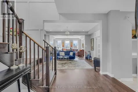 460 Equestrian Way Cambridge ON N3E 0B6