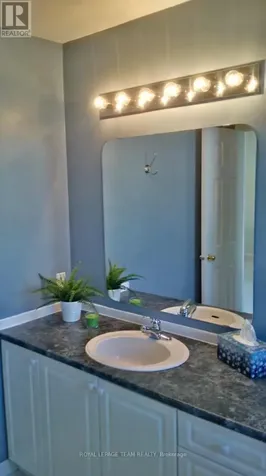 2211 Esprit Drive Ottawa ON K4A 4Z1
