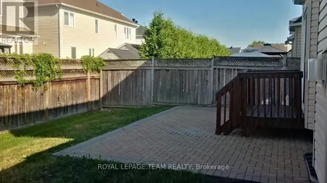 2211 Esprit Drive Ottawa ON K4A 4Z1