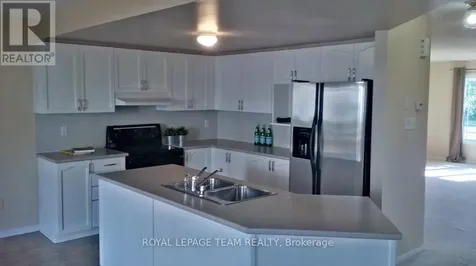 2211 Esprit Drive Ottawa ON K4A 4Z1