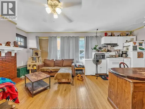 154-156 Elliott Street West Windsor ON N9A 5Y7