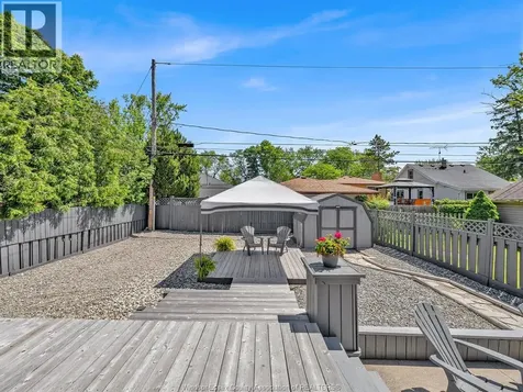 1036 Villaire Windsor ON N8S 2J8