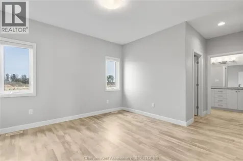 131 Grassland Grove Chatham ON N7M 0S5