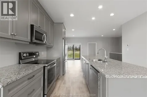 131 Grassland Grove Chatham ON N7M 0S5