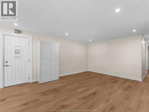 44 Miriam Court Essex ON N8M 1Z2