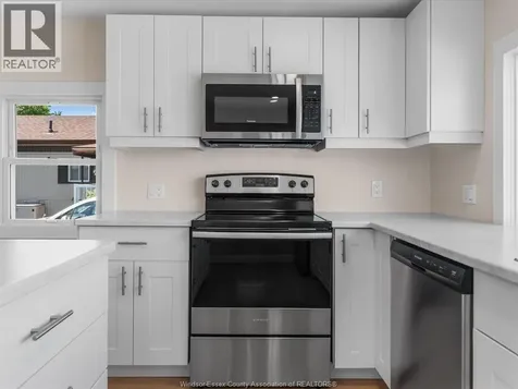 44 Miriam Court Essex ON N8M 1Z2