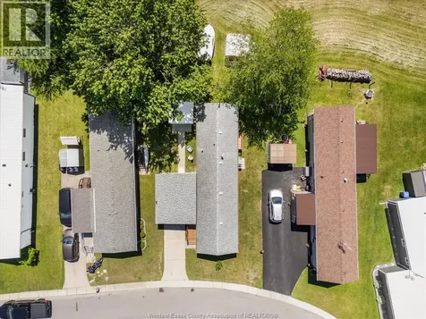 44 Miriam Court Essex ON N8M 1Z2