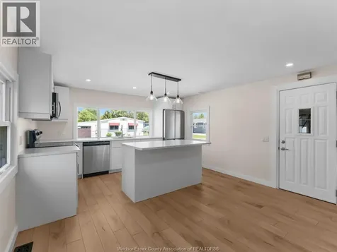 44 Miriam Court Essex ON N8M 1Z2