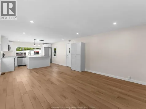 44 Miriam Court Essex ON N8M 1Z2