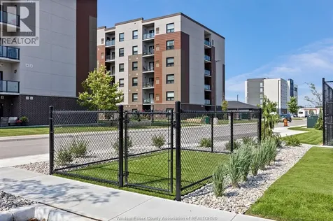 728 Brownstone Lakeshore ON N9K 0C4