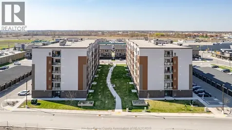 728 Brownstone Lakeshore ON N9K 0C4
